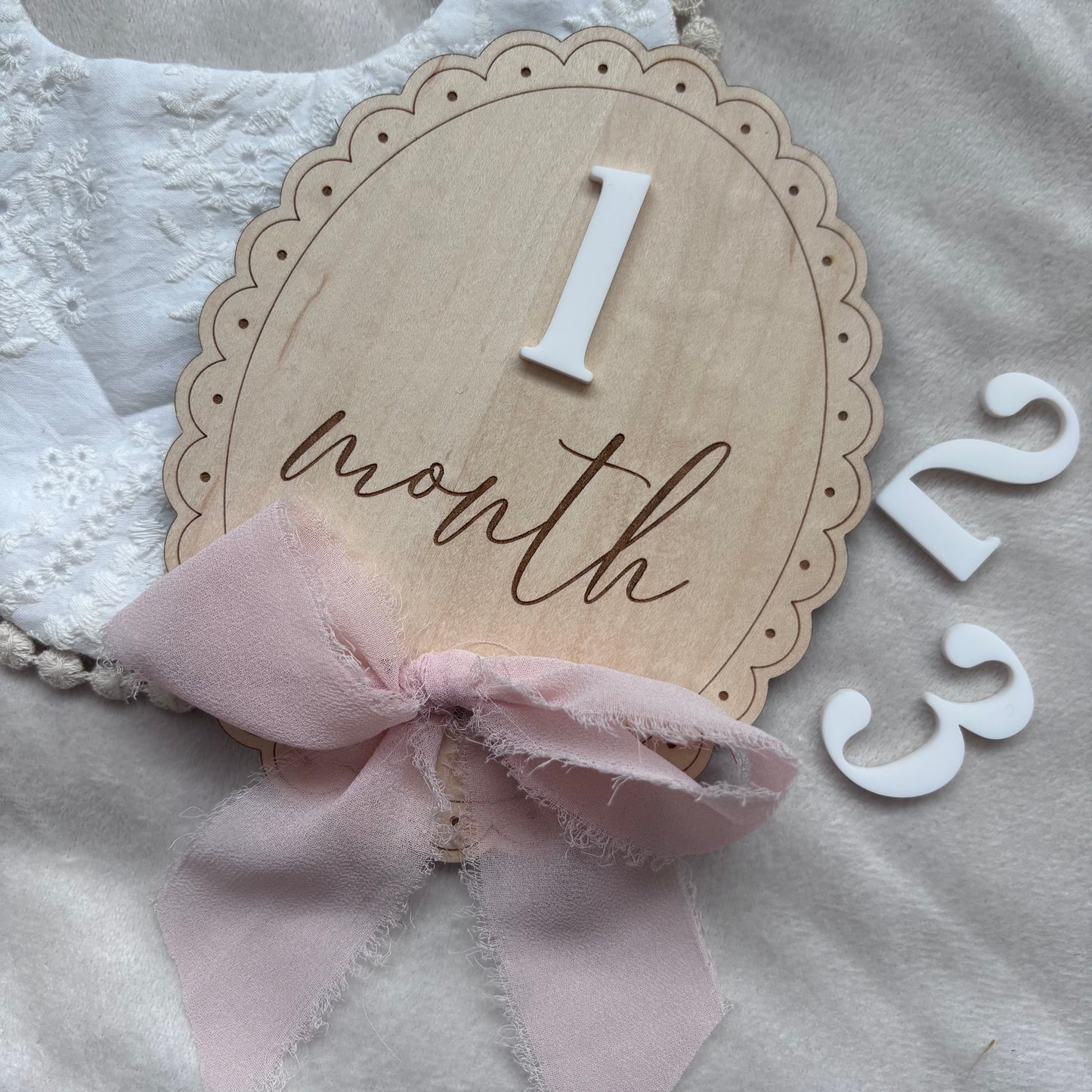 Ribbon Scallop Monthly Milestone Markers Set