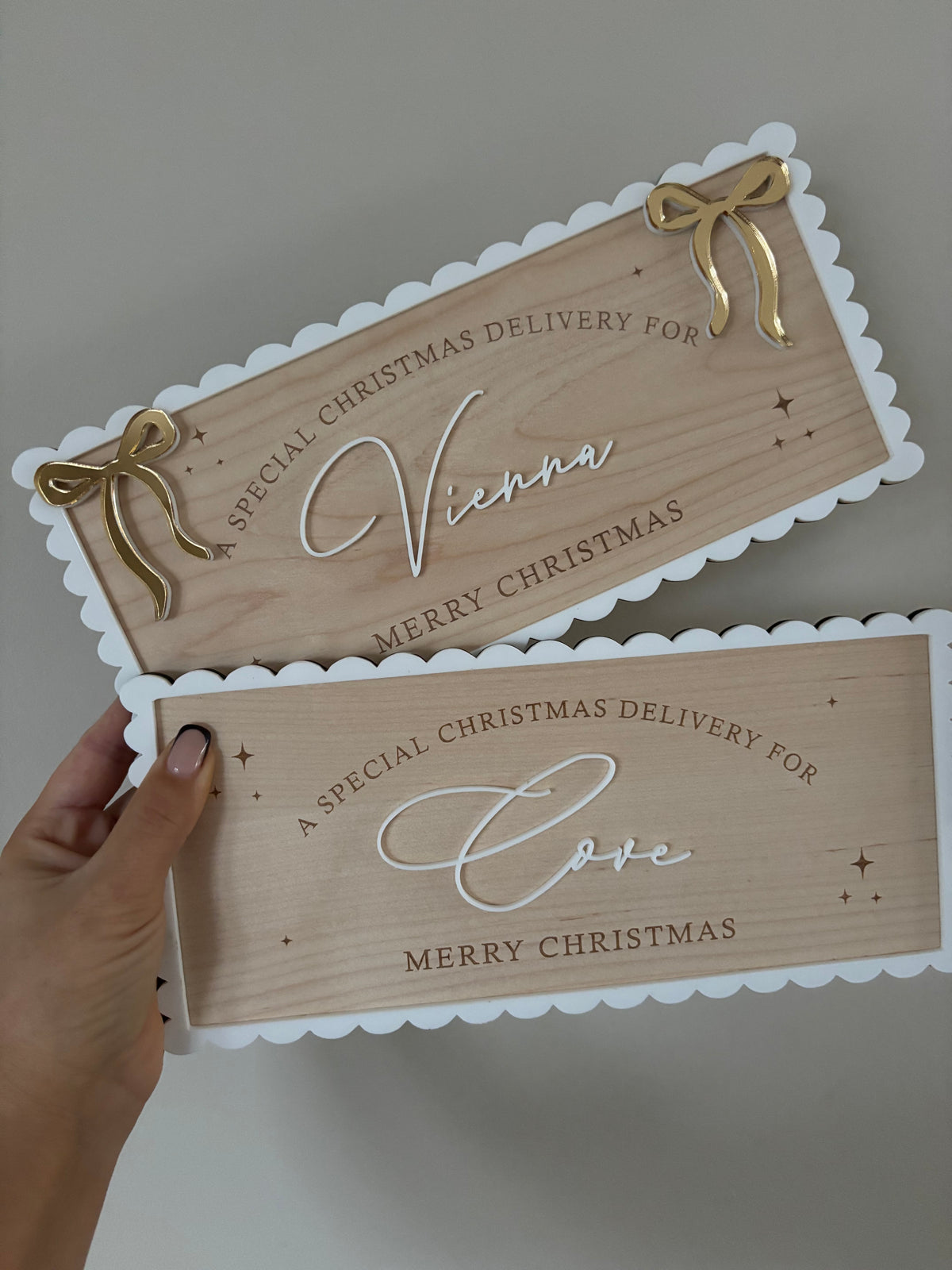 Christmas Eve Crate Scallop Plaques