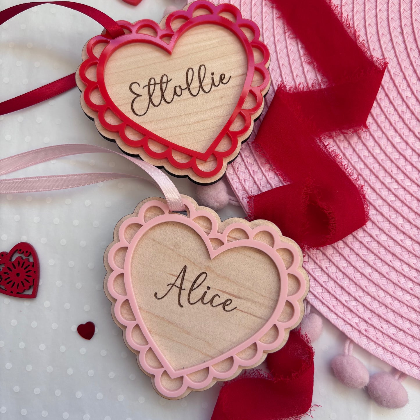 Valentines Scallop Heart Tag