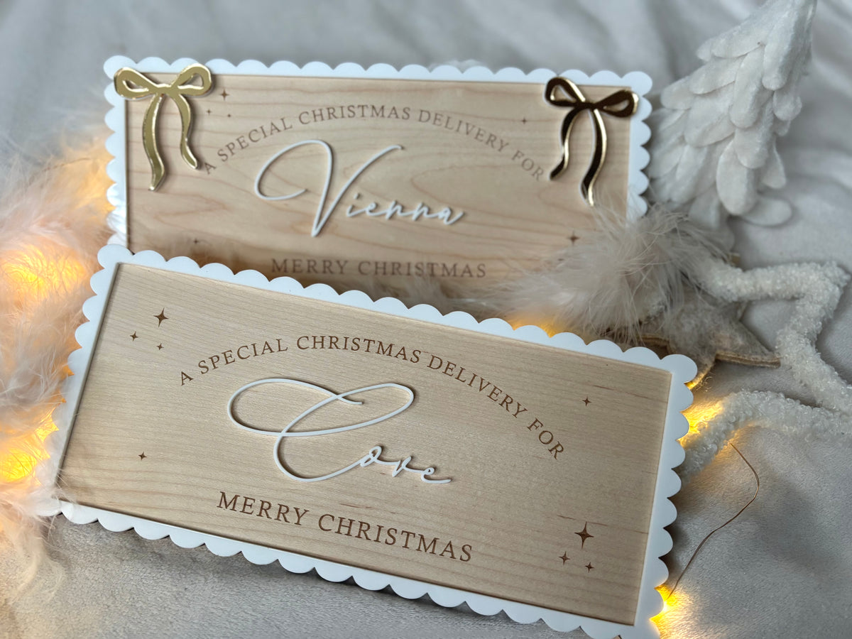 Christmas Eve Crate Scallop Plaques