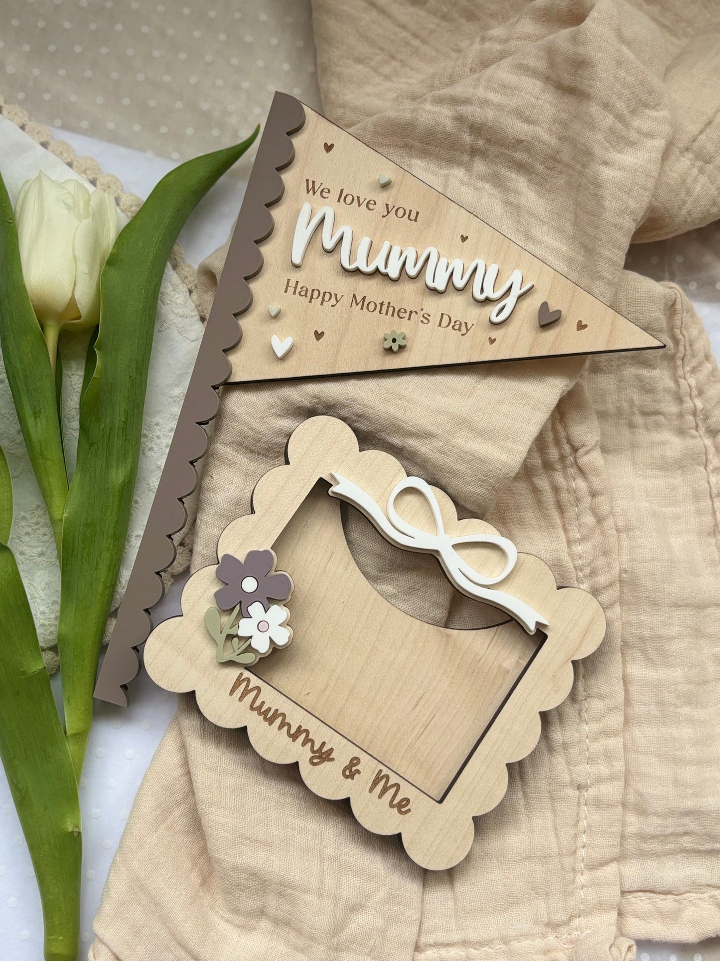 Mother's Day Fridge Magnet Frame Gift for Grandma, Gift for Mum, Mini Wooden Photo Frame with flowers