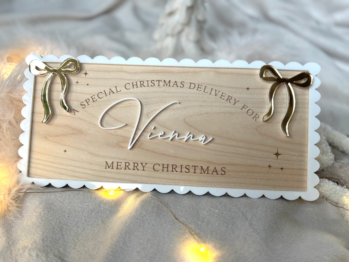 Christmas Eve Crate Scallop Plaques